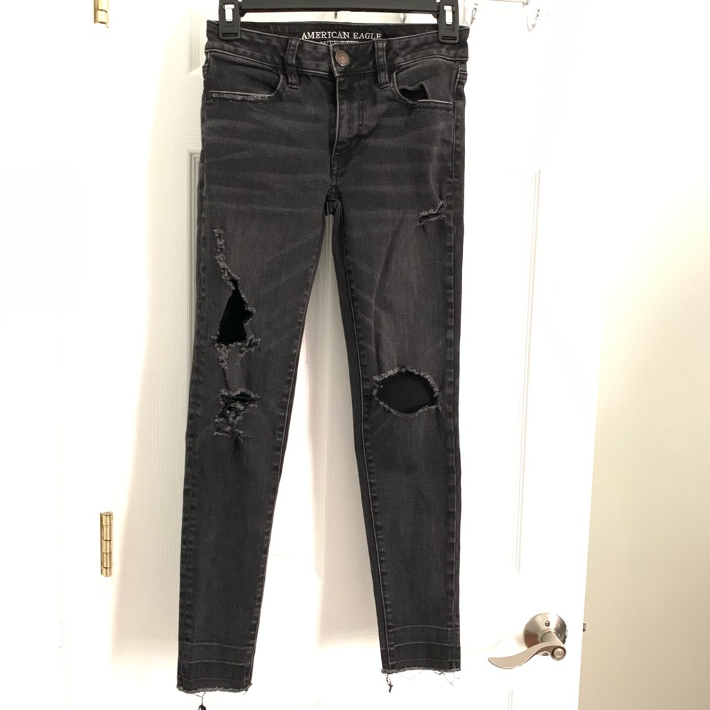 American Eagle Denim Ripped Skinny Jegging